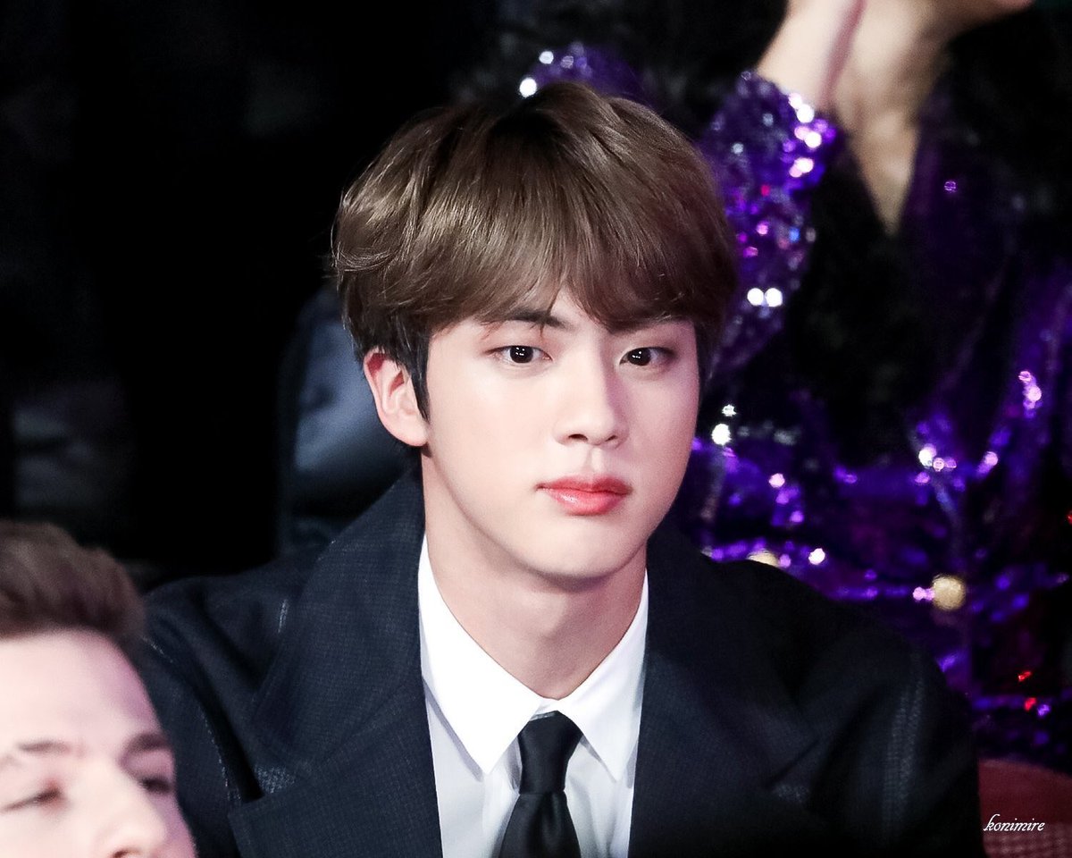 방탄소년단 진 팬클럽의 후원금 전달