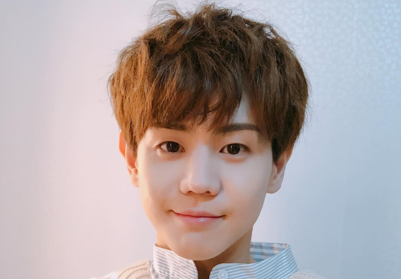하이라이트 양요섭 팬클럽 섭이방의 후원금 전달