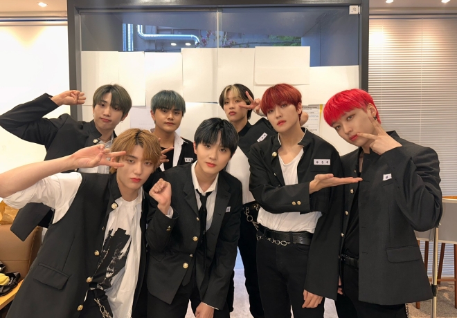 KINGDOM 팬분의 후원